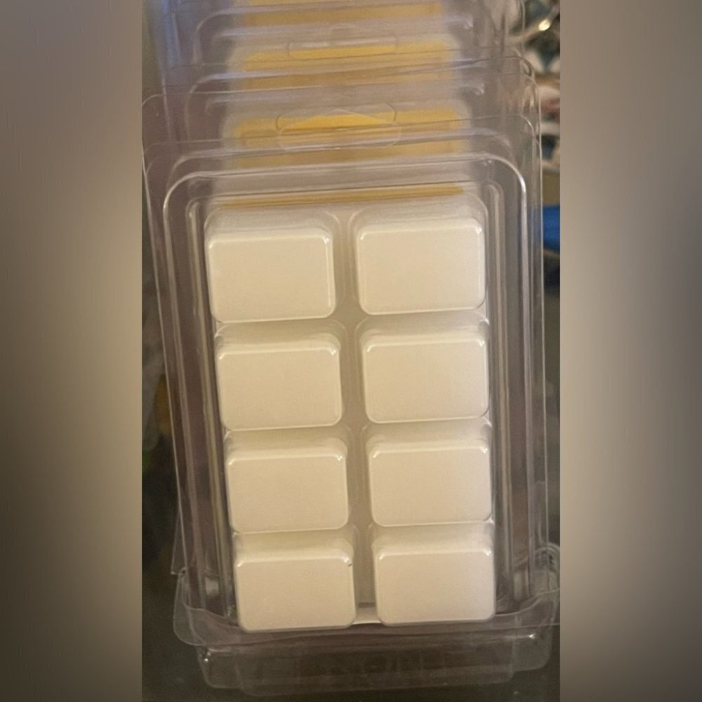 PACK of THREE AROMATQUE Wax Melts Grapefruit Fandango​ - Picture 3 of 4